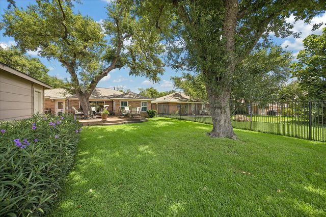 6403 Waltway Drive, Houston, TX 77008