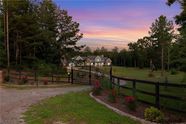 590 Langford Carey Road, Danielsville, GA 30633