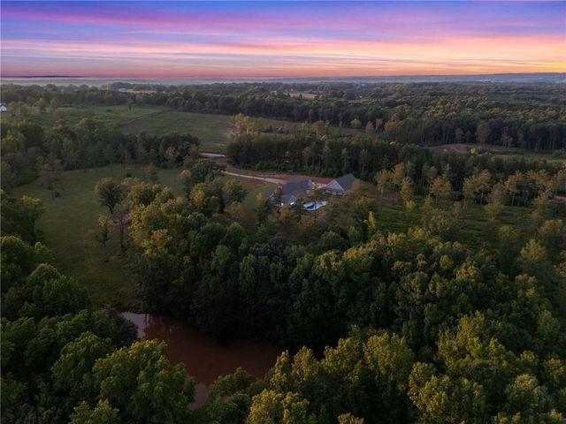 590 Langford Carey Road, Danielsville, GA 30633