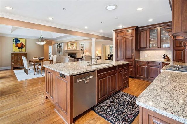 2555 Arden Road NW, Atlanta, GA 30327