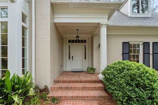 2555 Arden Road NW, Atlanta, GA 30327