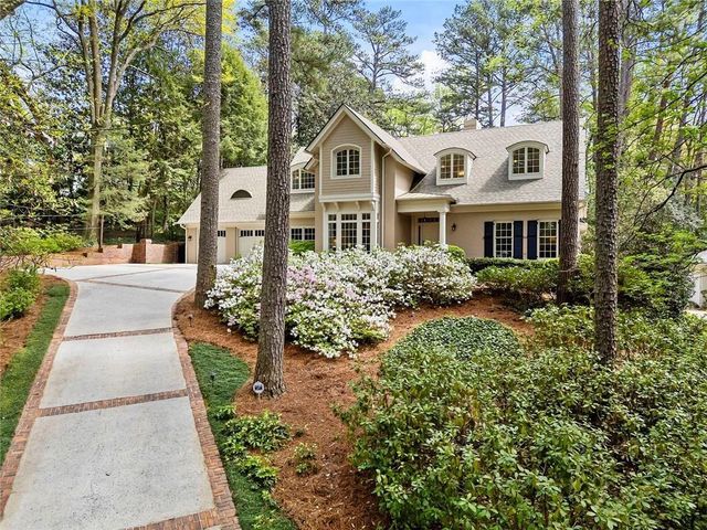 2555 Arden Road NW, Atlanta, GA 30327