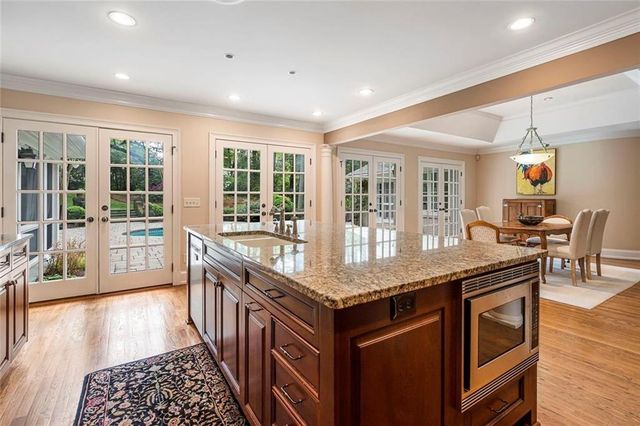 2555 Arden Road NW, Atlanta, GA 30327