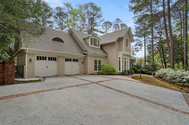 2555 Arden Road NW, Atlanta, GA 30327