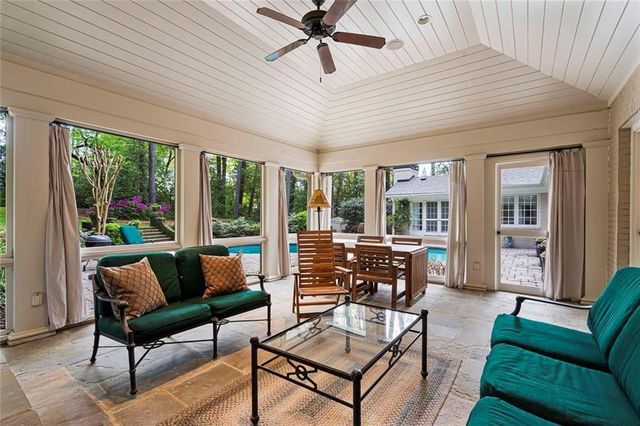 2555 Arden Road NW, Atlanta, GA 30327