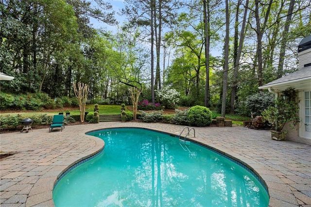 2555 Arden Road NW, Atlanta, GA 30327