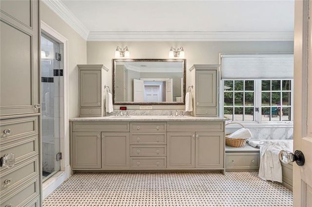 2555 Arden Road NW, Atlanta, GA 30327