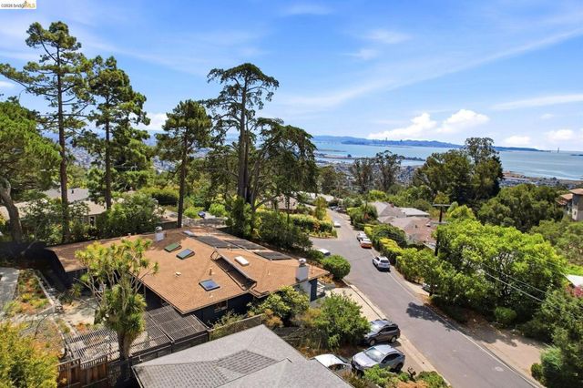 1234 Contra Costa Dr, El Cerrito, CA 94530