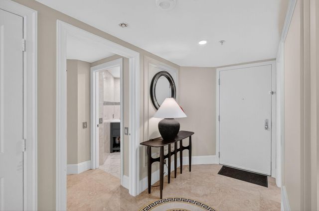 701 Brickell Key Boulevard 1604, Miami, FL 33131
