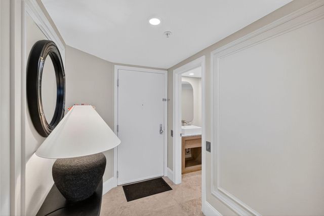 701 Brickell Key Boulevard 1604, Miami, FL 33131