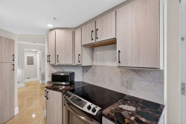701 Brickell Key Boulevard 1604, Miami, FL 33131