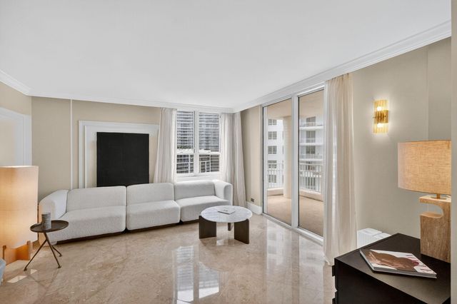 701 Brickell Key Boulevard 1604, Miami, FL 33131
