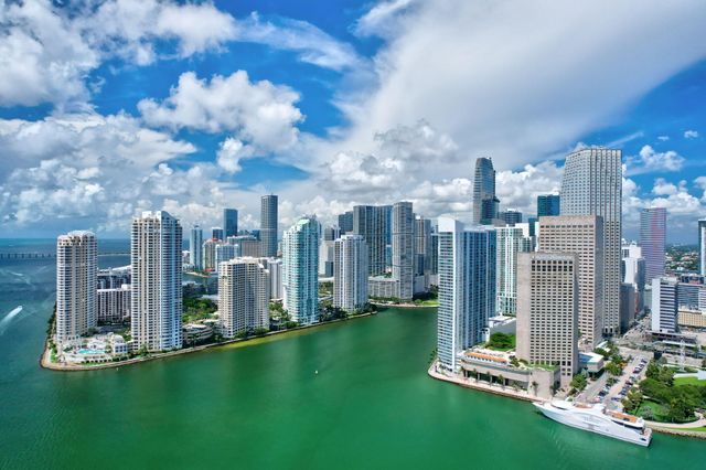 701 Brickell Key Boulevard 1604, Miami, FL 33131