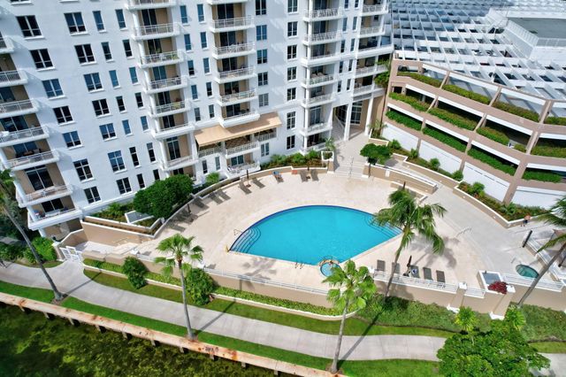 701 Brickell Key Boulevard 1604, Miami, FL 33131