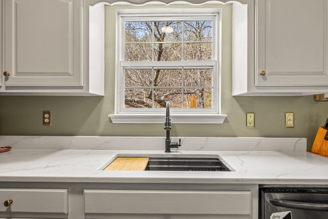 10287 Wagon Wheel Terrace, Harrison, TN 37341