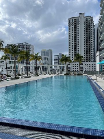 79 SW 12th St 2407-S, Miami, FL 33130