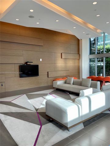 79 SW 12th St 2407-S, Miami, FL 33130