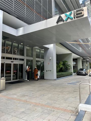 79 SW 12th St 2407-S, Miami, FL 33130