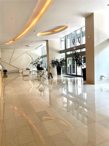 79 SW 12th St 2407-S, Miami, FL 33130