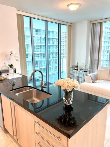 79 SW 12th St 2407-S, Miami, FL 33130