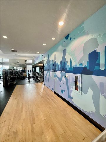 79 SW 12th St 2407-S, Miami, FL 33130