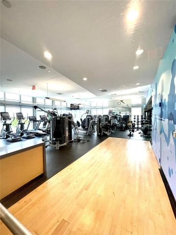 79 SW 12th St 2407-S, Miami, FL 33130