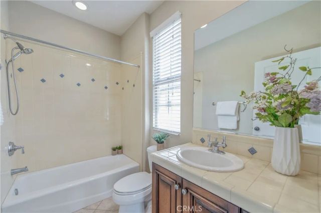 58 Gray Dove, Irvine, CA 92618