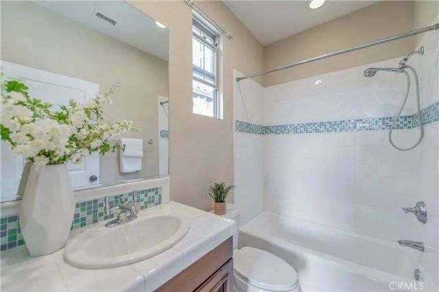 58 Gray Dove, Irvine, CA 92618