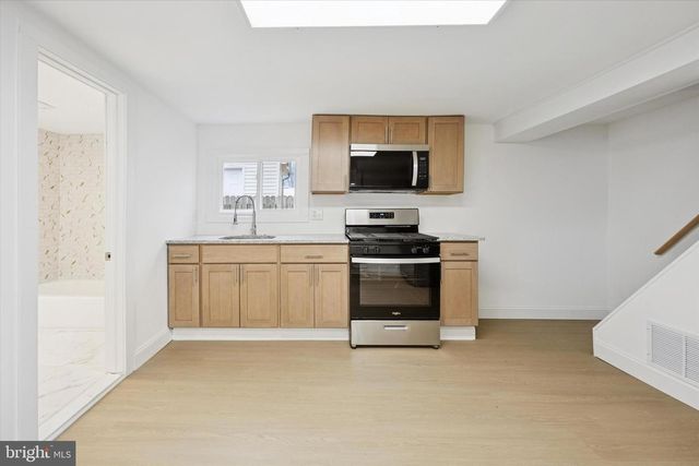 310 HOPKINSON ST, Bordentown, NJ 08505