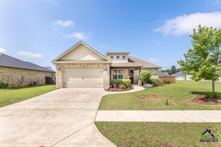213 Barnyard Way, Perry, GA 31069
