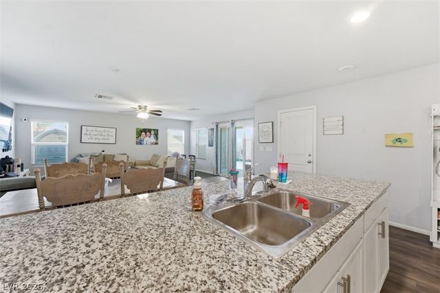 3862 Stadium Avenue, Las Vegas, NV 89120