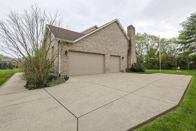 7096 Brightwaters Court, Liberty Twp, OH 45011