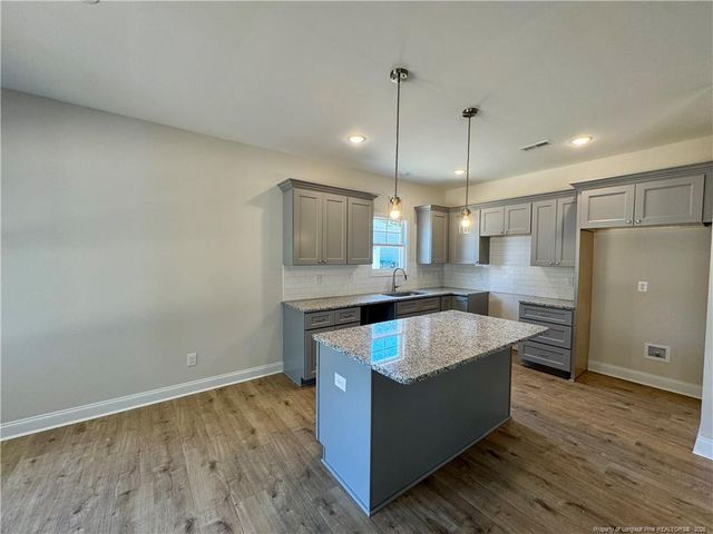 303 E 7th Avenue, Raeford, NC 28376
