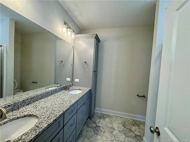 303 E 7th Avenue, Raeford, NC 28376