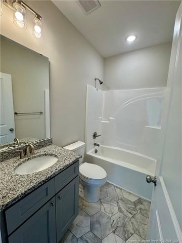 303 E 7th Avenue, Raeford, NC 28376
