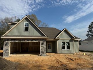 303 E 7th Avenue, Raeford, NC 28376