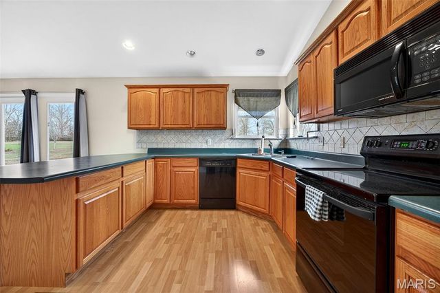 205 Deer View Drive, Troy, MO 63379