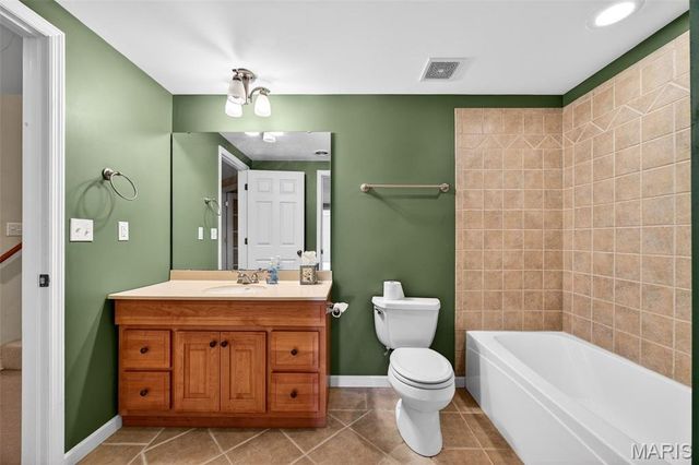 205 Deer View Drive, Troy, MO 63379