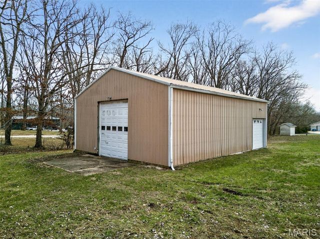 205 Deer View Drive, Troy, MO 63379