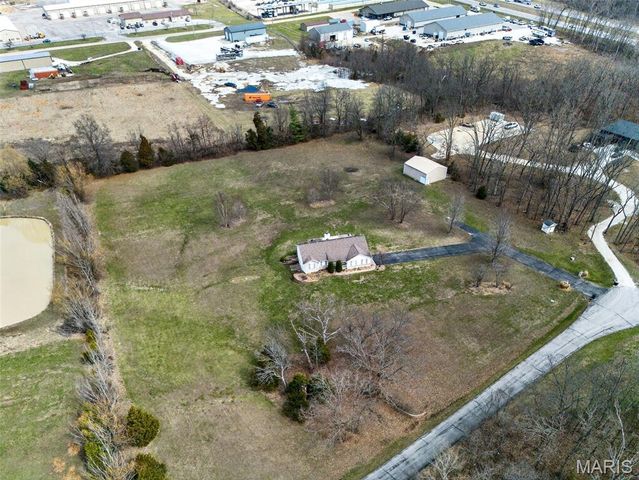 205 Deer View Drive, Troy, MO 63379