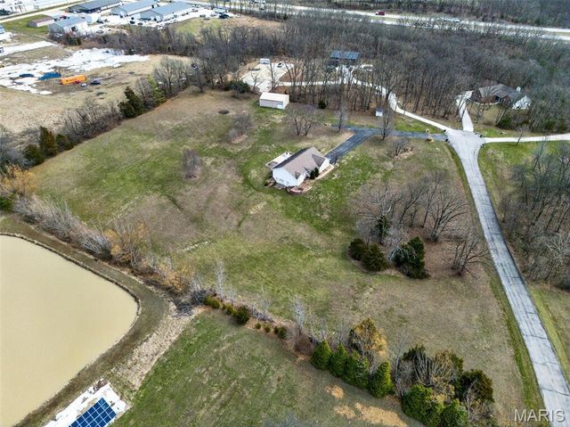 205 Deer View Drive, Troy, MO 63379