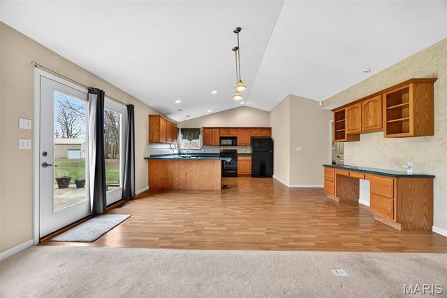 205 Deer View Drive, Troy, MO 63379