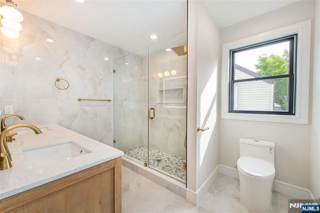 700 Ramapo Road, Teaneck, NJ 07666