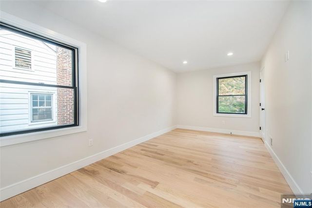 700 Ramapo Road, Teaneck, NJ 07666