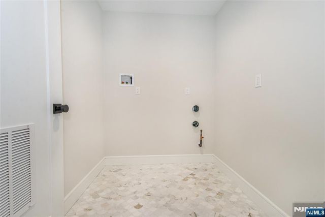 700 Ramapo Road, Teaneck, NJ 07666