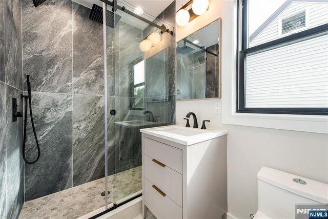 700 Ramapo Road, Teaneck, NJ 07666