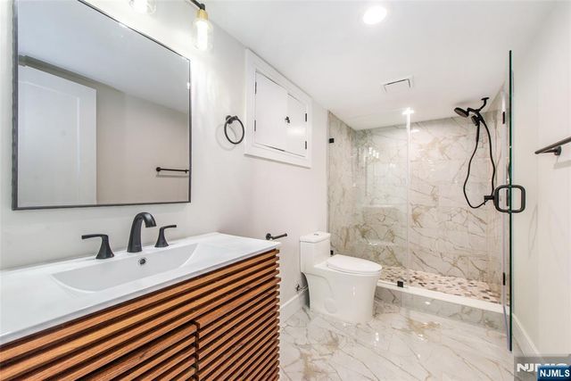 700 Ramapo Road, Teaneck, NJ 07666