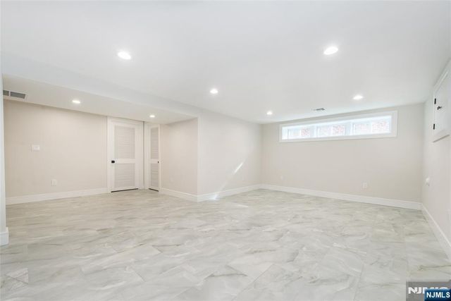 700 Ramapo Road, Teaneck, NJ 07666