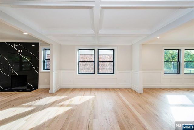 700 Ramapo Road, Teaneck, NJ 07666