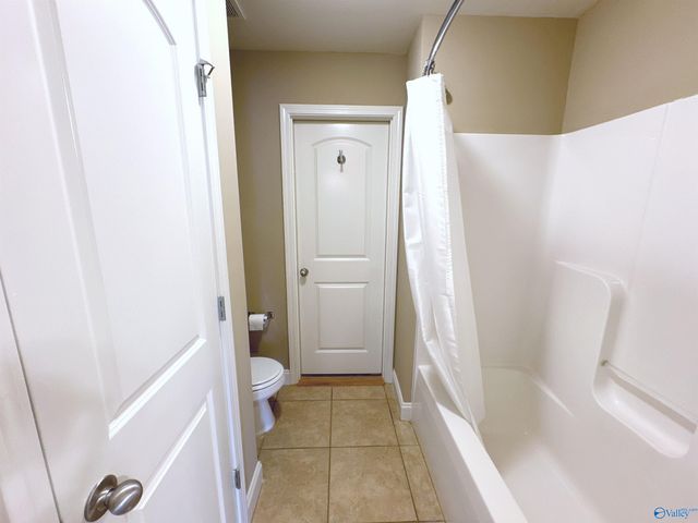 126 Windridge Way, Huntsville, AL 35824